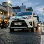 foto-mobil-grab-di-area-kota-gresik